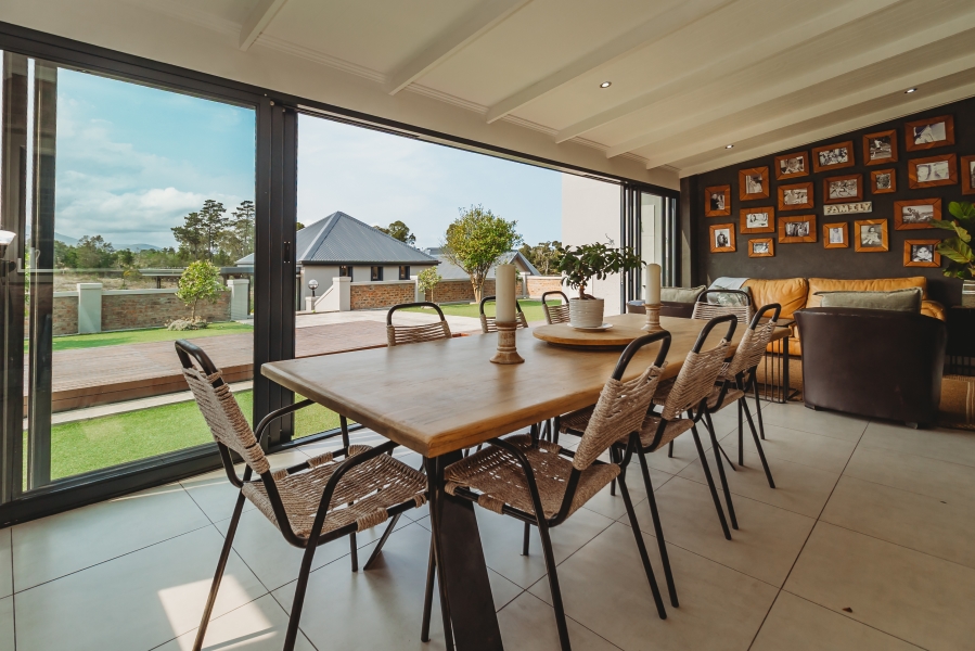 5 Bedroom Property for Sale in Kraaibosch Country Estate Western Cape